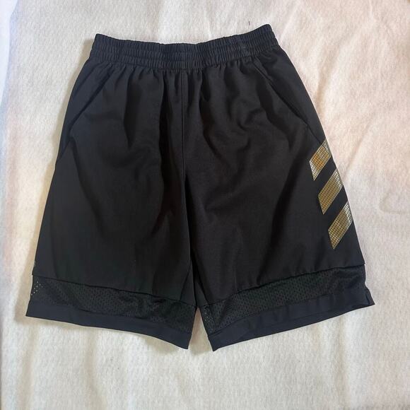 Adidas Black and Gold Pull on Athletic Shorts size L 14/16 Boys - Picture 1 of 9